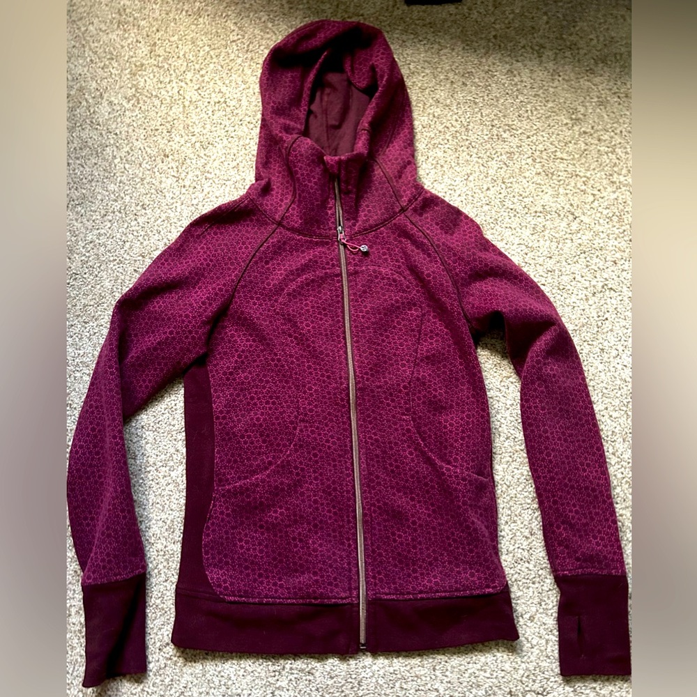 Women’s LuLuLemon Scuba Hoodie